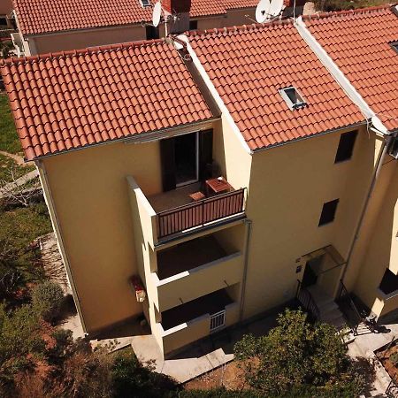 Apartment Diminic Melin Cres Exteriér fotografie