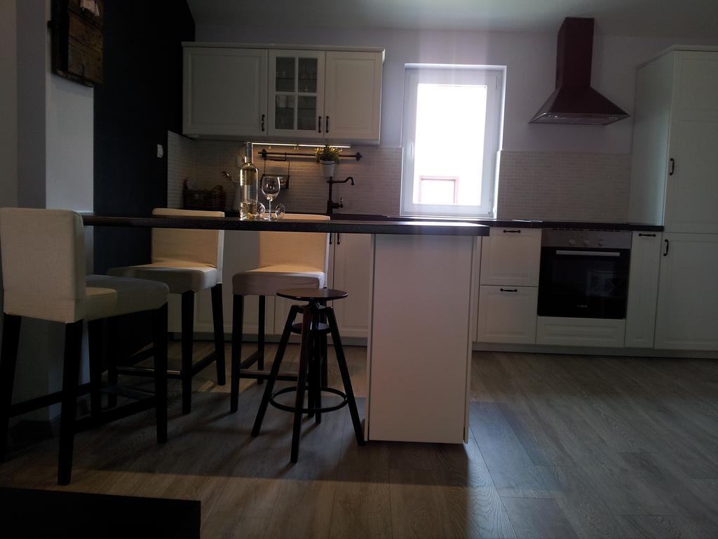 Apartment Diminic Melin Cres Exteriér fotografie